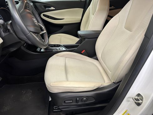 Certified 2023 Buick Encore GX Select image 2