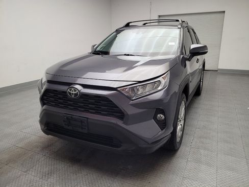 Used 2020 Toyota RAV4 XLE Premium w/ Carpet Mat Package FWD image 15