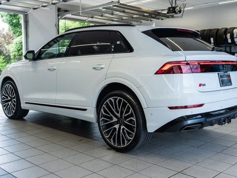 Used 2025 Audi Q8 Prestige AWD/4WD image 4