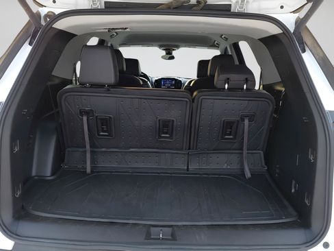 Used 2020 Chevrolet Traverse RS w/ LPO, Floor Liner Package image 22