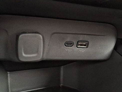 Used 2025 Chevrolet Trax RS image 20