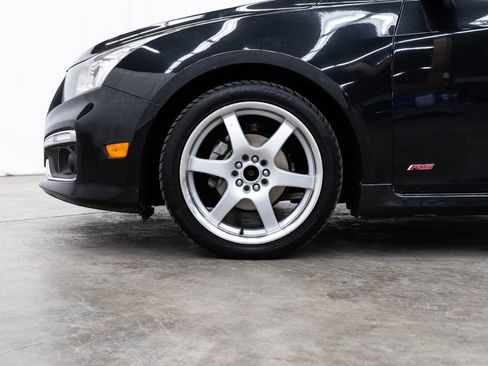 Used 2015 Chevrolet Cruze LTZ w/ Sun, Sound and Sport Package FWD image 7