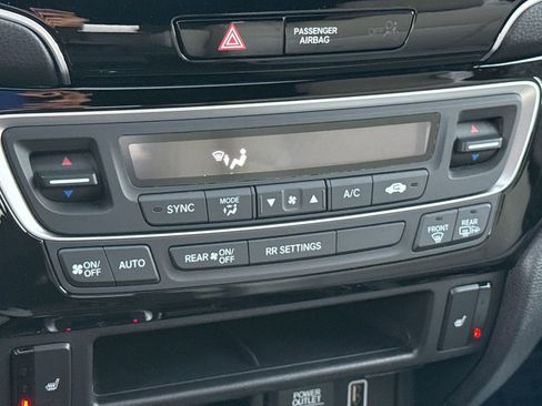 Used 2019 Honda Passport Touring image 17