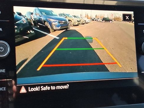 Used 2024 Volkswagen Tiguan SE R-Line image 19