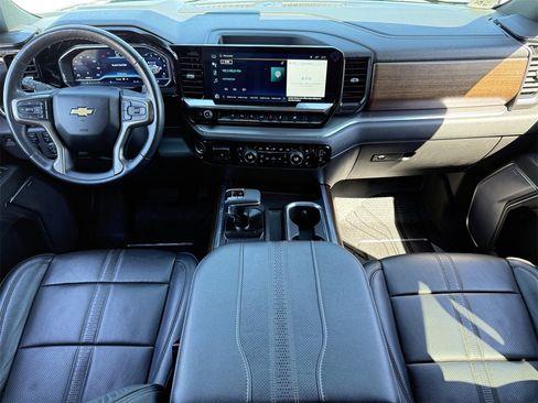 Certified 2023 Chevrolet Silverado 1500 High Country w/ High Country Premium Package image 11