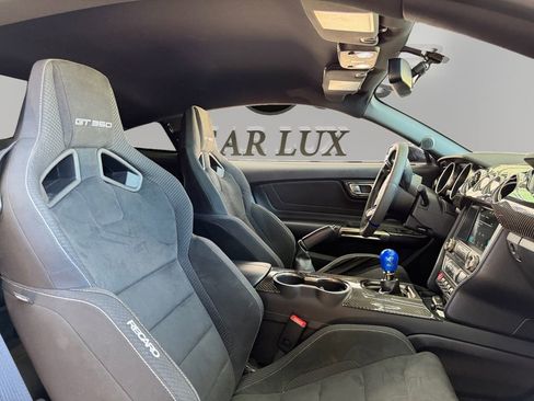 Used 2016 Ford Mustang Shelby GT350 w/ Track Package image 14