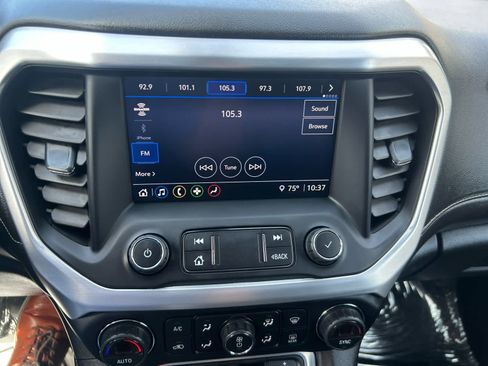 Used 2020 GMC Acadia SLE FWD image 22