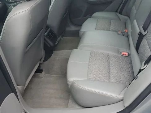 Used 2017 Chevrolet Impala LT FWD image 12