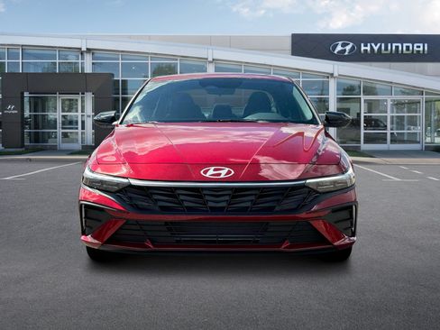 New 2025 Hyundai Elantra Sport FWD image 12