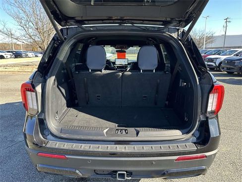 Used 2025 Ford Explorer ST-Line image 14