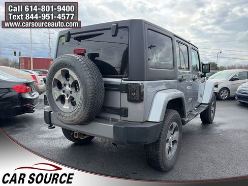 Used 2017 Jeep Wrangler Unlimited Sahara w/ Max Tow Package image 5