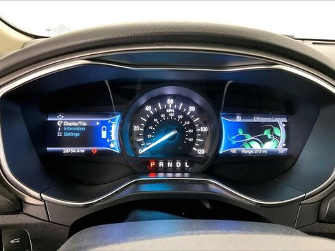 Used 2018 Ford Fusion S image 12