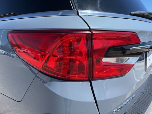 Certified 2024 Honda Odyssey Elite image 7