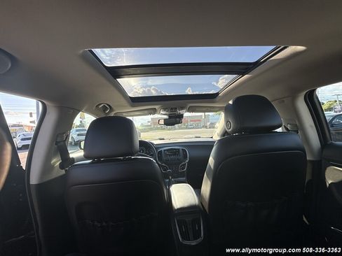 Used 2016 Buick LaCrosse Leather w/ Experience Buick Package AWD/4WD image 17