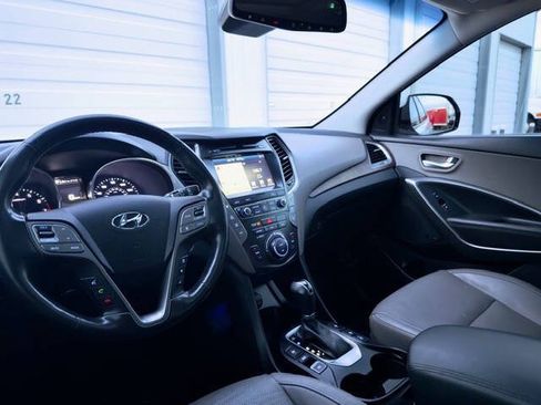 Used 2018 Hyundai Santa Fe AWD w/ SE Ultimate Tech Package 03 image 12