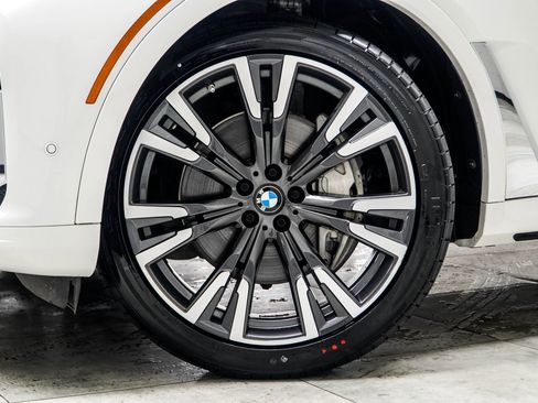 Used 2020 BMW X7 xDrive50i w/ Executive Package image 6