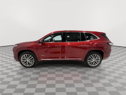 Used 2025 Buick Enclave Avenir w/ Super Cruise Package image 2