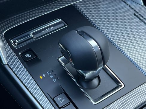 New 2025 MAZDA CX-70 Plug-In Hybrid w/ Premium Plus image 24