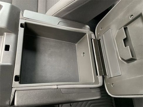 Used 2023 Chevrolet Silverado 1500 Custom image 25