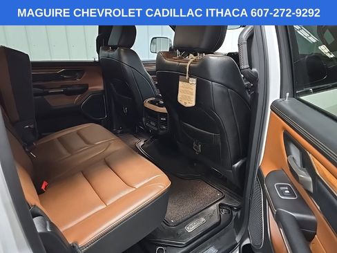 Used 2022 RAM 1500 Limited w/ Body-Colour Bumper Group AWD/4WD image 17