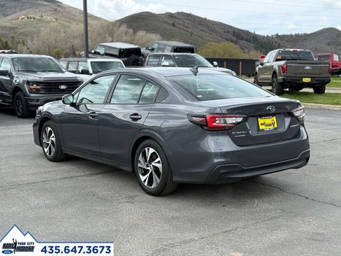 Used 2025 Subaru Legacy Premium AWD/4WD image 3