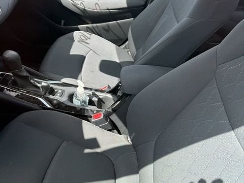 Used 2020 Toyota Corolla LE FWD image 10