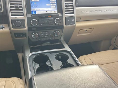 Used 2017 Ford F250 Lariat w/ Lariat Ultimate Package image 17