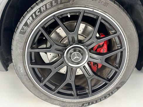 Used 2025 Mercedes-Benz GLC 63 AMG S image 32