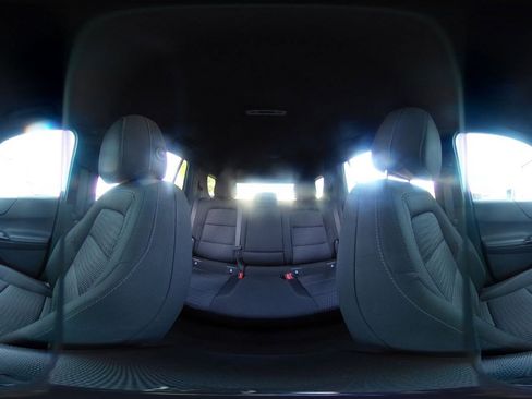 Used 2025 Chevrolet Equinox LT FWD image 42
