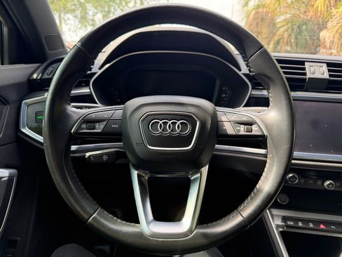 Used 2020 Audi Q3 2.0T Premium w/ Convenience Package image 14