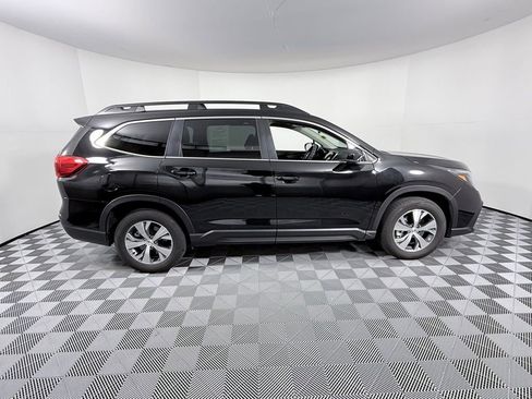 Used 2024 Subaru Ascent Premium image 8
