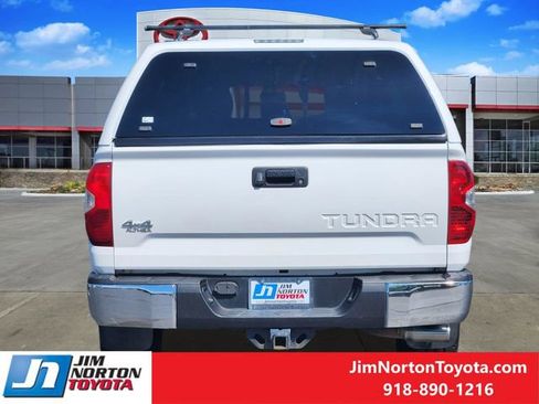 Used 2014 Toyota Tundra SR5 AWD/4WD image 7