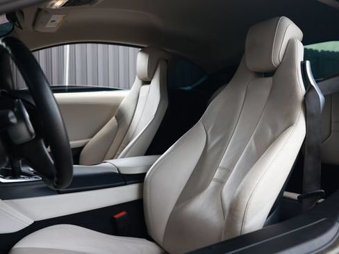 Used 2020 BMW i8 Coupe AWD/4WD image 9