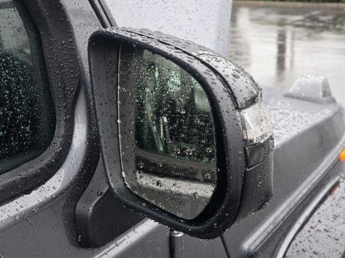 Used 2025 Mercedes-Benz G 63 AMG 4MATIC image 27