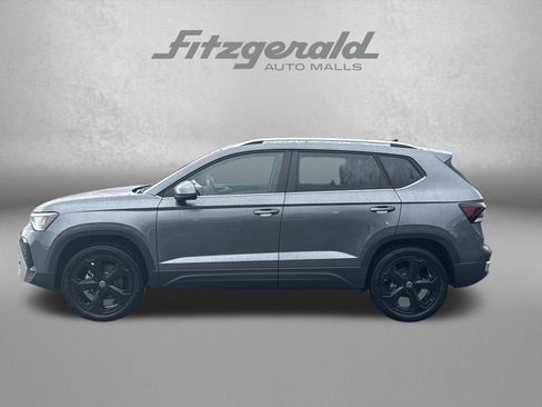 New 2026 Volkswagen Taos SEL AWD/4WD image 3