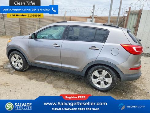 Used 2011 Kia Sportage LX w/ Convenience Pkg FWD image 3