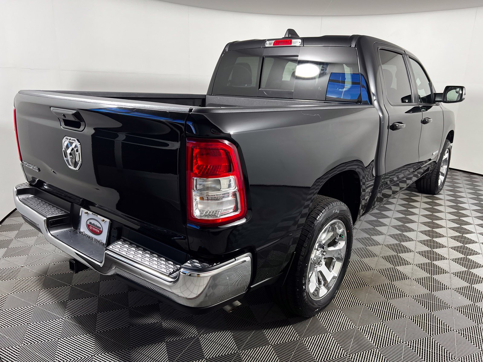 Used 2022 RAM 1500 Big Horn RWD image 5