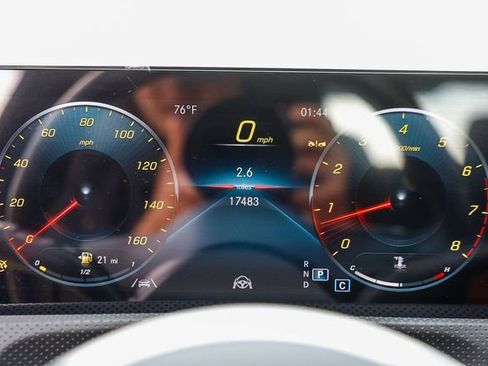 Used 2023 Mercedes-Benz CLA 250 4MATIC image 23