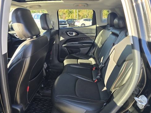 Used 2022 Jeep Compass Trailhawk w/ Sun and Sound Group image 13