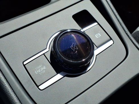 New 2025 Volkswagen Tiguan S image 20