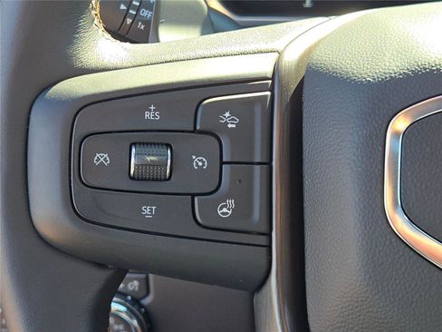 Used 2022 GMC Sierra 1500 AT4 w/ AT4 Preferred Package image 34