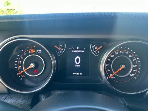Used 2018 Jeep Wrangler Sport AWD/4WD image 20