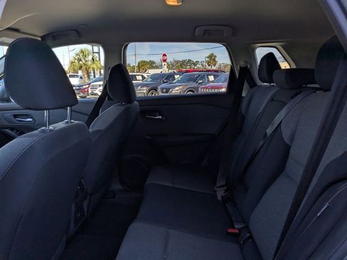 Used 2023 Nissan Rogue SV image 13