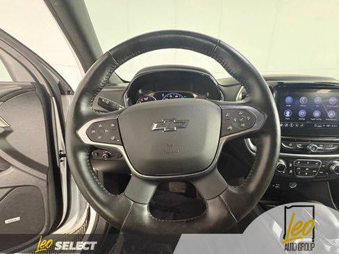 Used 2022 Chevrolet Traverse Premier w/ Redline Edition FWD image 14