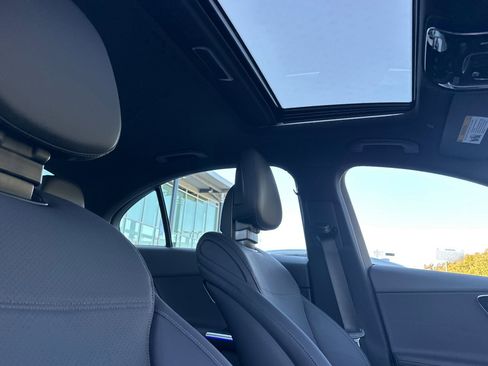 New 2025 Mercedes-Benz C 300 Sedan image 16