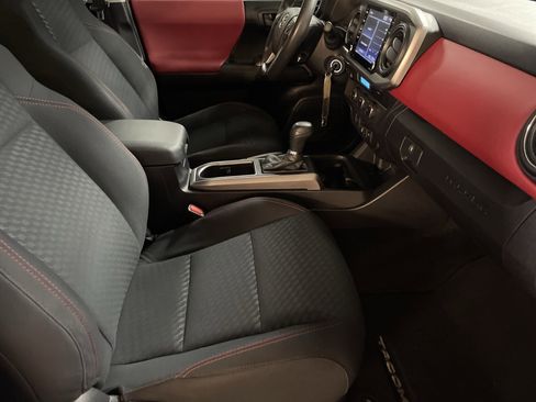 Used 2021 Toyota Tacoma SR5 image 35