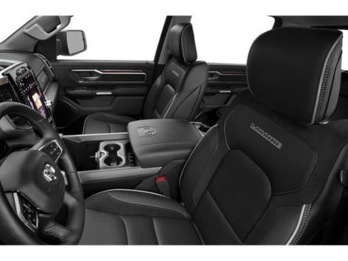 Used 2022 RAM 1500 Big Horn AWD/4WD image 9
