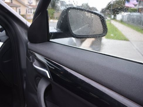 Used 2023 BMW X2 sDrive28i image 23