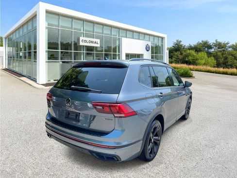 Used 2023 Volkswagen Tiguan SE R-Line AWD/4WD image 5