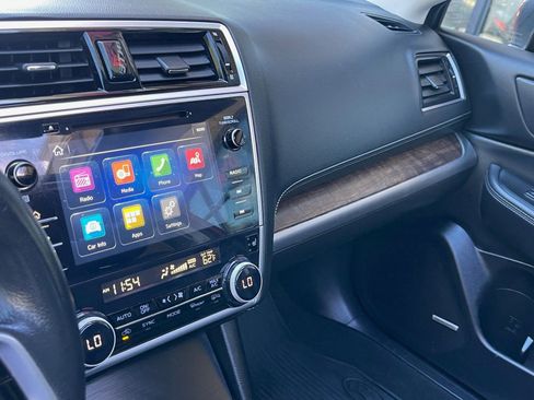 Used 2018 Subaru Outback 2.5i Limited image 28